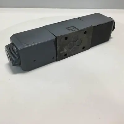 USED VICKERS DG4V-3-6C-M-U-HL7-60