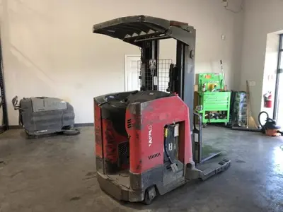 USED 2013 RAYMOND 750-RD32TT