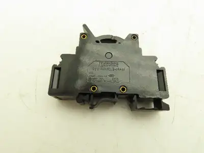 Phoenix Contact UK10,3-Hesi 16mm² 10x38mm Fuse Holder 600V 30A 18-8AWG Lot of 29