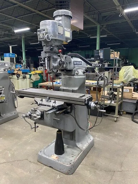 Used BRIDGEPORT SERIES I VERTICAL KNEE MILL Horizontal & Vertical Ram Type Mills Michigan US | Seminole Machinery #1061081