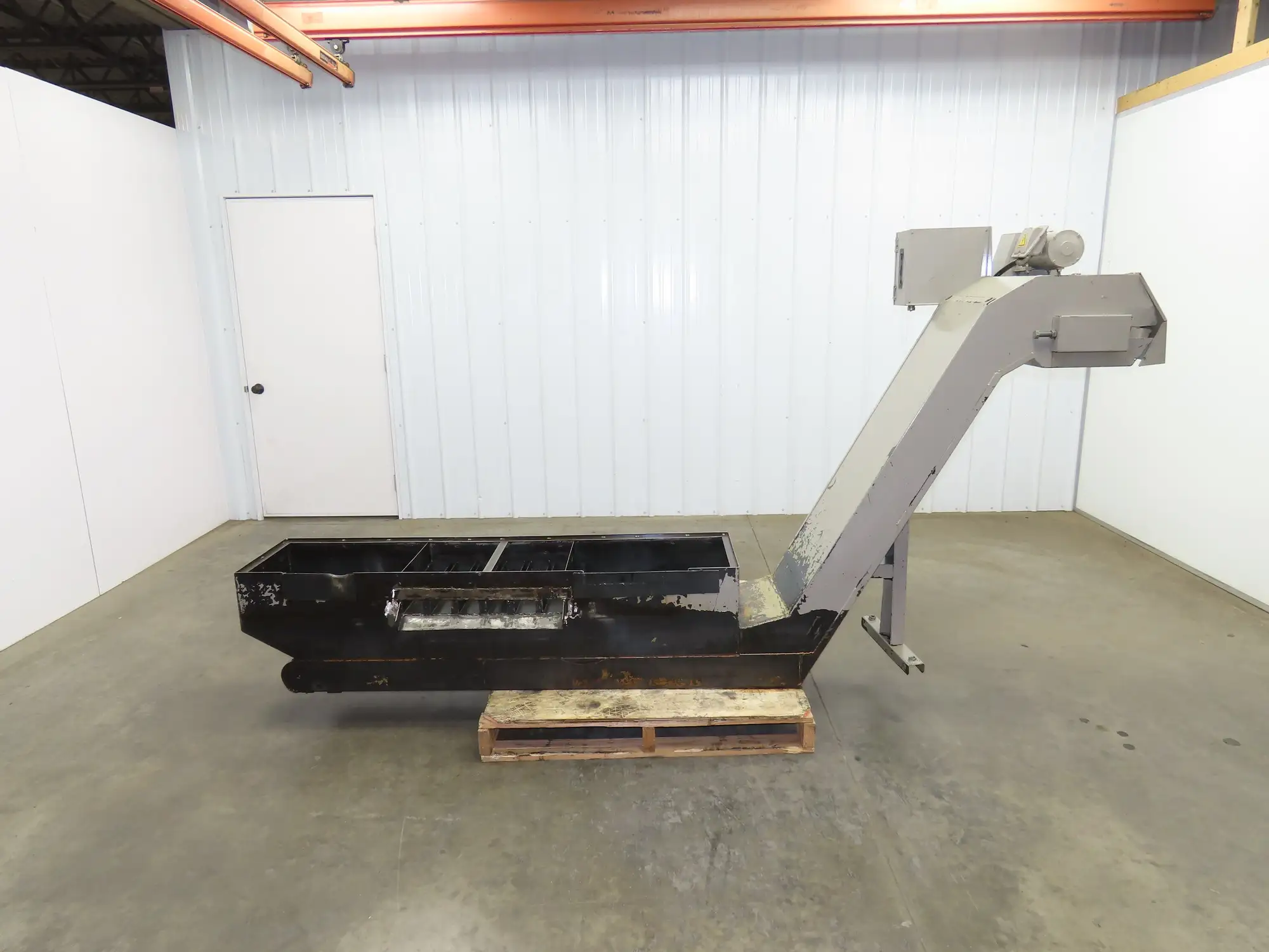 Enomoto Hinge Belt CNC Chip Conveyor 15"x 62" Infeed 40" Discharge 220V 3PH