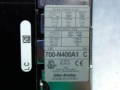 NEW ALLEN BRADLEY 700N400A1