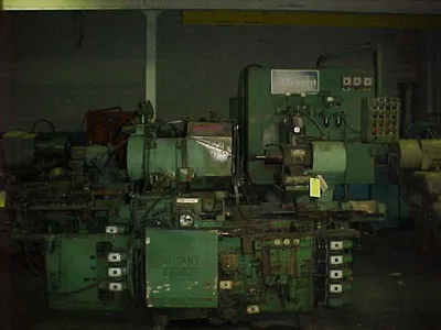 1972 BRYANT 3220J GRINDERS, INTERNAL | GCH Machinery (1)