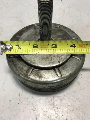 USED METAL FABRICATOR LEVELING PAD