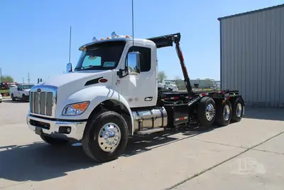 New | in-Stock 2027 PETERBILT 548 Rolloff Trucks Texas US | Roll Off Truck World #1492012