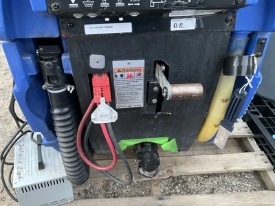 Used CLARKE ENCORE L2426 3300AH PADS Scrubbers Michigan US | Miedema Asset Management Group #1475690