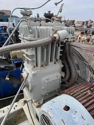 USED QUINCY 370