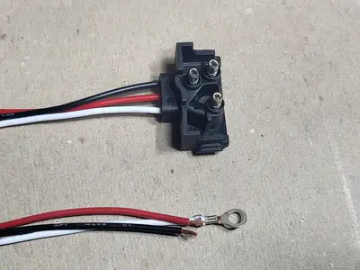 3 Prong Pigtail Connector TPIG-3W