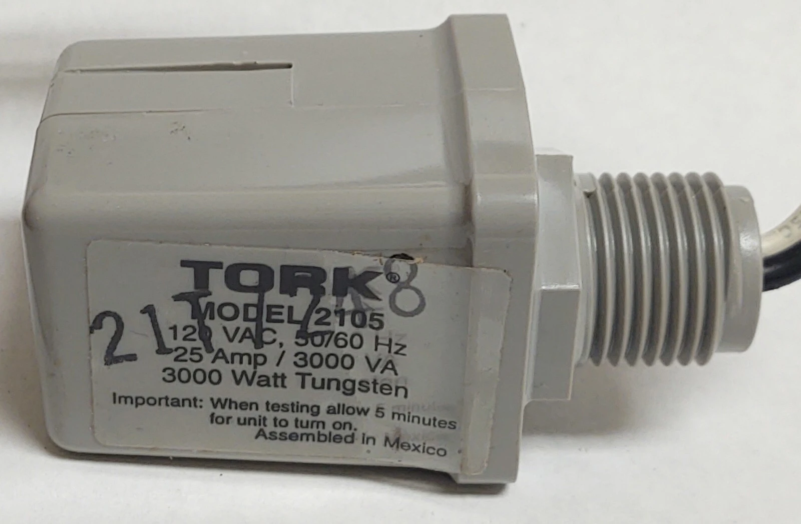 NEW Tork 2105
