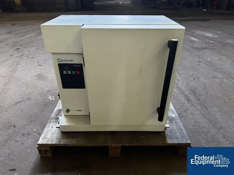 Used Retsch Retsch Tap Sieve, Model AS200 TAP Circular Screeners Ohio US | Federal Equipment Company #219411