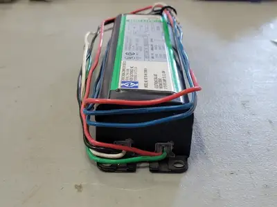 NEW ZHEN ZHONG COMPUTER DISCK CO. N2-T8-IN-120V60