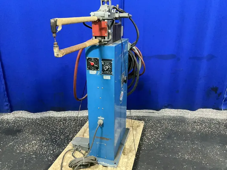 Used MILLER MPS 20 AFT Spot Welders Ohio US | HGR 24 #1311110