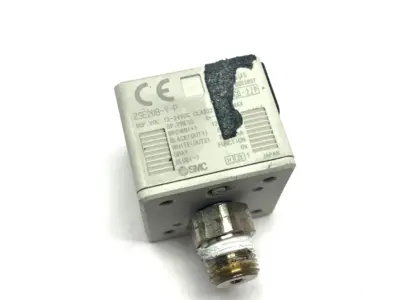 USED SMC 3-SCREEN DIGITAL VACUUM SWITCH