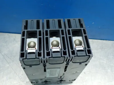 NEW SQUARE D HDL36150