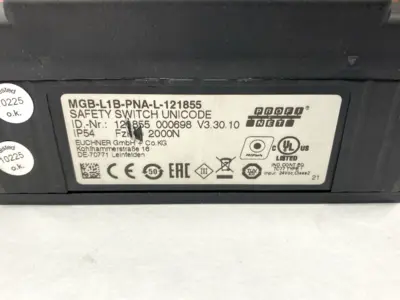 USED EUCHNER MULTIFUNCTIONAL GATE BOX 121855 MISSING THREADED PLUG