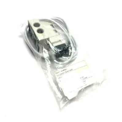 USED SMC 2-POSITION SINGLE SOLENOID VALVE 4/5 PORT