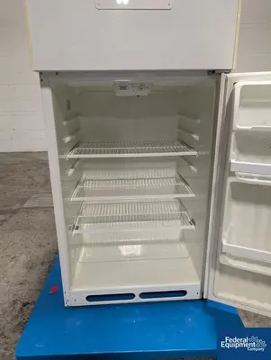 N/A GE Refrigerator, Model CTX14LYSJRWH