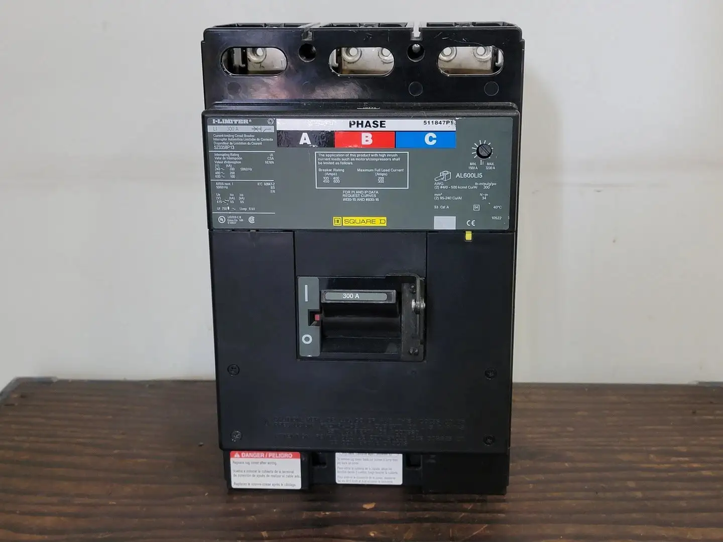 USED SQUARE D LIF363001027