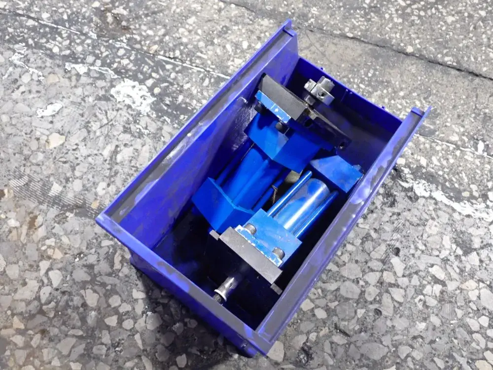 Eaton  Hydraulic Cylinder