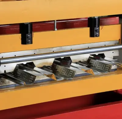 Metal Deck Roll Forming Machine Japan