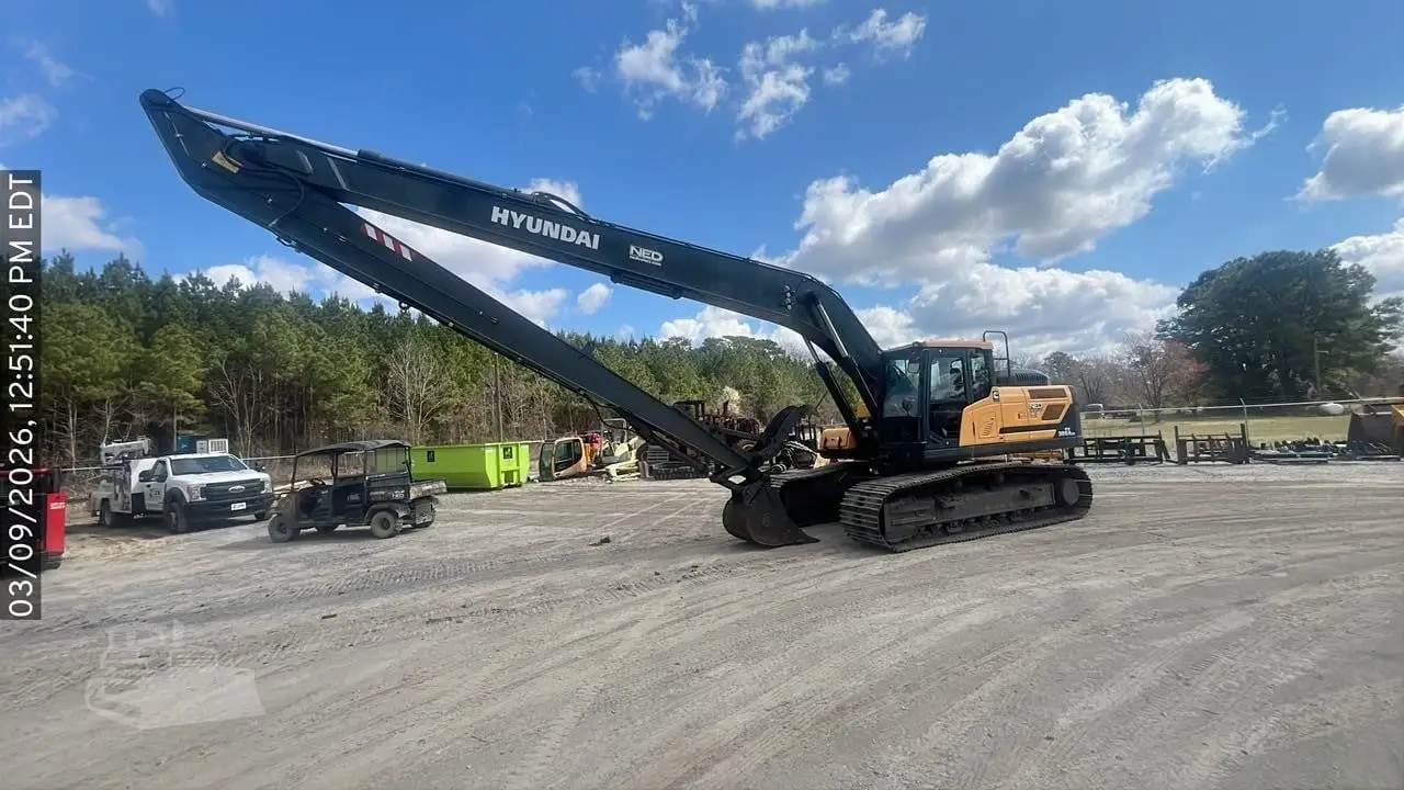 Used 2024 HYUNDAI HX300A LR Crawler Excavators North Carolina US | National Equipment Dealers #1422323