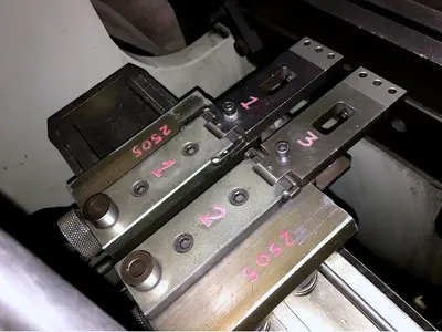Used 2005 ACCURPRESS 71008 Press Brakes Illinois US | Machine Factory Outlet #1264359
