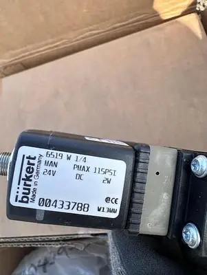 Burkert Solenoid Valve PN 433788