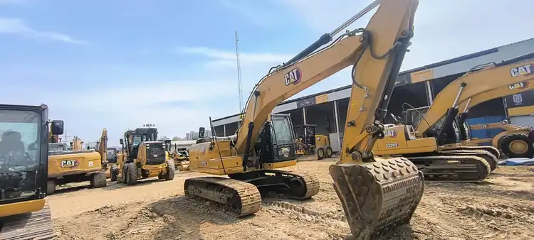 Used 2024 CATERPILLAR 323D3 Excavators Florida US | US Global Heavy Equipment Solutions #1412690