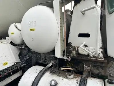 Used 2019 INDIANA PHOENIX CONCRETE MIXER Concrete Mixer Trucks Florida US | Big D Heavy Equipment #1556990