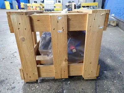 USED CROWN TRITON HKS184PR25R