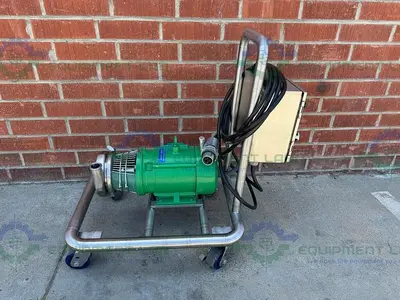 USED TRI CLOVER C216MDG18T-2902-17 CENTRIFUGAL PUMP W/ RELIANCE 5 HP MOTOR 460V