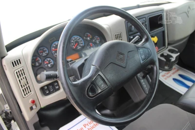 Used 2017 INTERNATIONAL DURASTAR 4300 Vacuum Truck Texas US | Roll Off Truck World #1491746