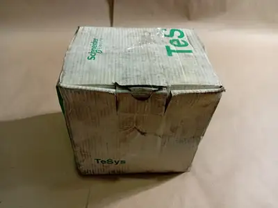 NEW SCHNEIDER ELECTRIC LR9F5367