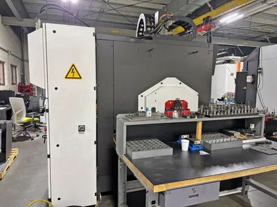 USED 2010 UNITED MACHINING MIKRON MILL HSM 500