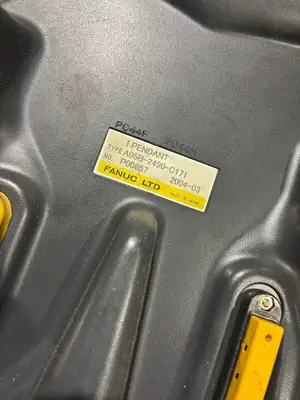 Used FANUC M-6IB ROBOT SYSTEM, CONTROLLER, CABLES, TEACH PENDANT Robot Parts | Maverick Industrial Sales #1103086