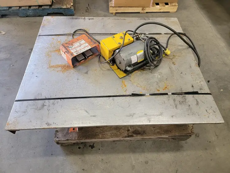 Used LENMARK INDUSTRIES _UNKNOWN_ Aerial Work Platforms British Columbia CA | Lenmark #254821