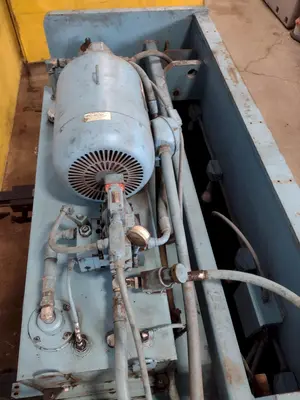 8' x 1/4" MASTER-FAB MODEL #SSB250-8 HYDRAULIC SHEAR: STOCK #18844