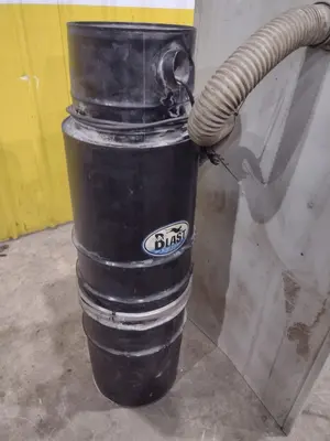 SKAT BLAST DRY BLAST SYSTEM ABRASIVE AIR SAND SHOT BOOTH & DUST COLLECTOR: YOBRO #24818