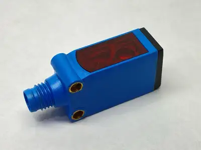 USED SICK PHOTOELECTRIC PROXIMITY SENSOR BACKGROUND SUPPRESSION