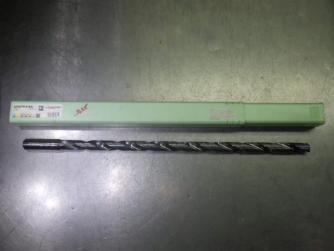 Walter 9/16" Coolant Thru 20xD Carbide Drill 16mm Shank A6785TFP-9/16IN (LOC2135B)