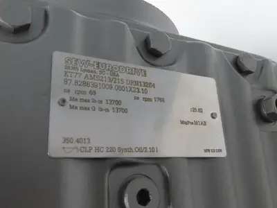 Sew Eurodrive KT77 AMS213/215 DRN132S4 25.6:1 Gearmotor 7.5Hp 230/460V 3PH 69rpm
