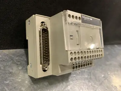 USED 2014 SCHNEIDER ELECTRIC ABE7-CPA412