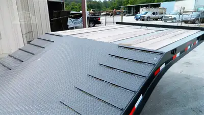 New | in-Stock 2027 PITTS LB35-38CS Lowboy Trailers Tennessee US | LMI Tennessee LLC #1504931