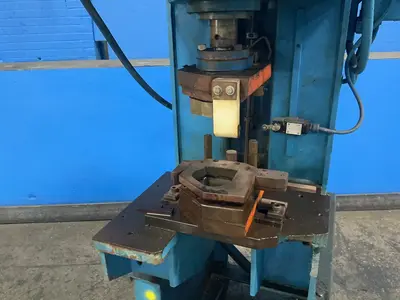 Used APEX DENISON WT120MC304FS1 C-Frame Presses Ohio US | HGR 24 #1496370