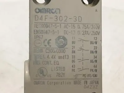 USED OMRON D4F-302-3D