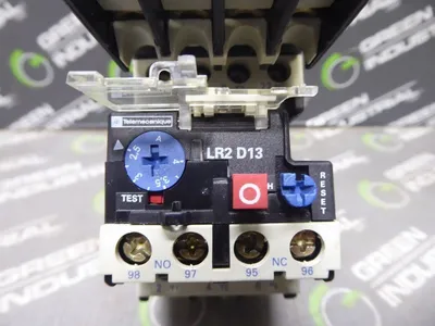 7.5 HP Telemecanique LP1 D09 01 Contactor Assembly 1000V 8kV 25A Used