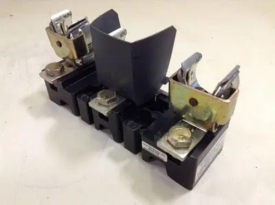 USED ALLEN BRADLEY 1494F-FS100 SER A
