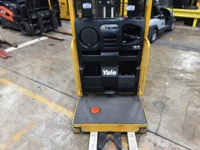 USED 2020 YALE OS030