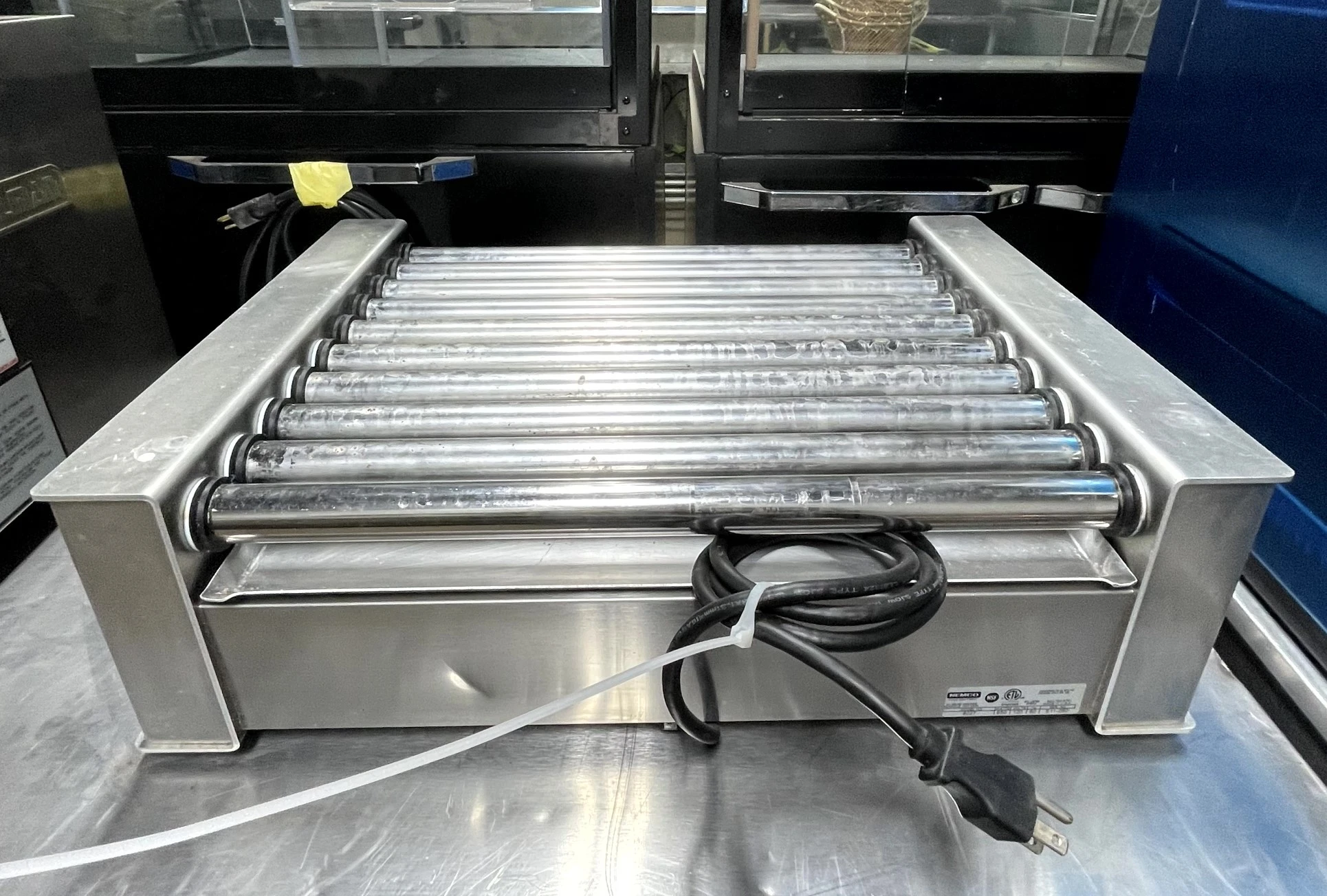 72-0391 Nemco 8027 Roller Grill