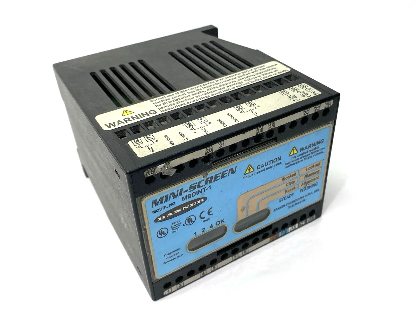 USED BANNER ENGINEERING MINI-SCREEN DIN CONTROL MODULE BLANKING 2-BEAM FLOATING 44469